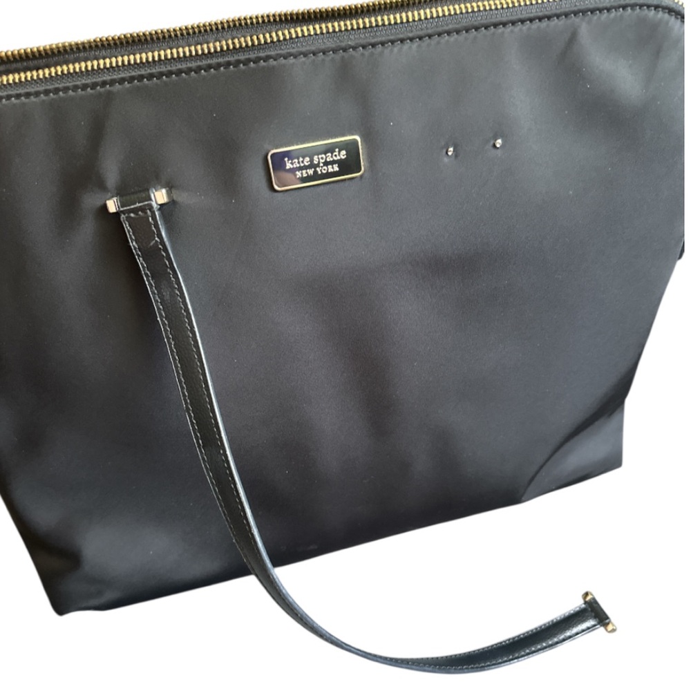 Kate Spade Black Laptop Bag Sleek Design (EUC)